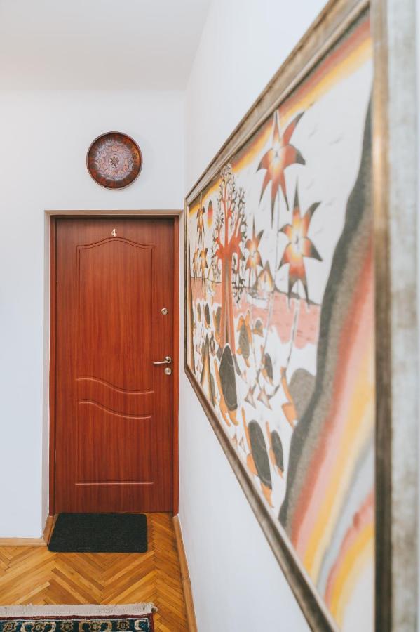 Отель Casa Vinco Vici Турда Экстерьер фото