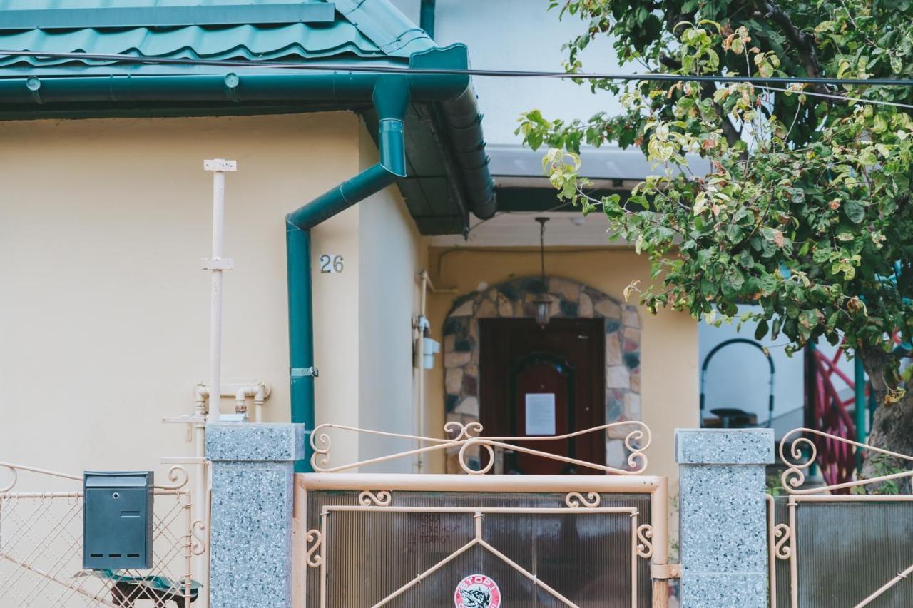 Отель Casa Vinco Vici Турда Экстерьер фото