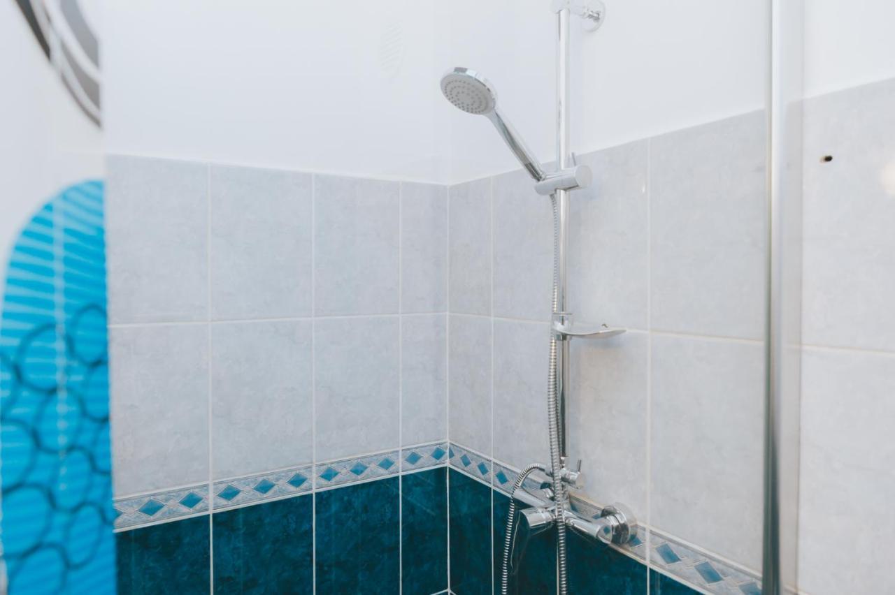 Отель Casa Vinco Vici Турда Экстерьер фото